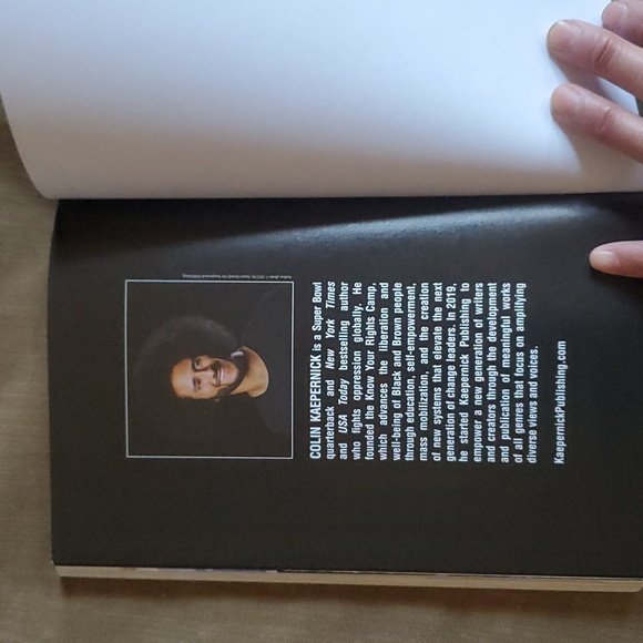 NWOT COLIN KAEPERNICK CHANGE THE GAME - Picture 9 of 10